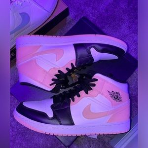 Box included, size 11